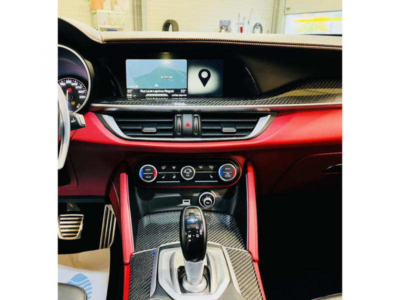 Photo 7 Alfa Romeo STELVIO 2.9 V6 510ch AT8 Quadrifoglio ESSENCE COLORE ESTERNO (St?íbrná Silverstone) en vente chez Occasions Champenoises Photo 7 de l'offre de ALFA ROMEO STELVIO 2.9 V6 510ch AT8 Quadrifoglio à 52990€ chez Occasions Champenoises