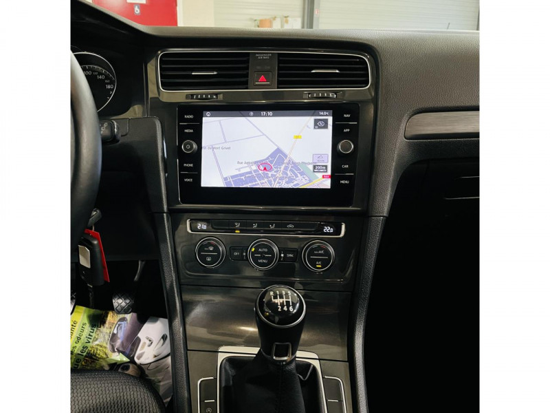 Photo 6 de l'offre de VOLKSWAGEN GOLF  2.0 16V TDI 150  Confortline Business à 14490€ chez Occasions Champenoises