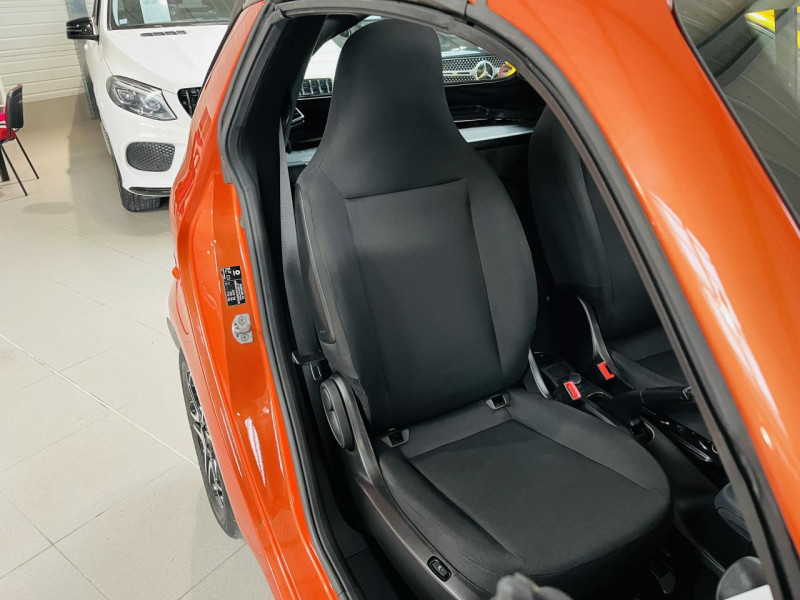 Photo 12 de l'offre de SMART FORTWO CABRIO 1.0 71 ch S&S BA6 Pure à 11990€ chez Occasions Champenoises