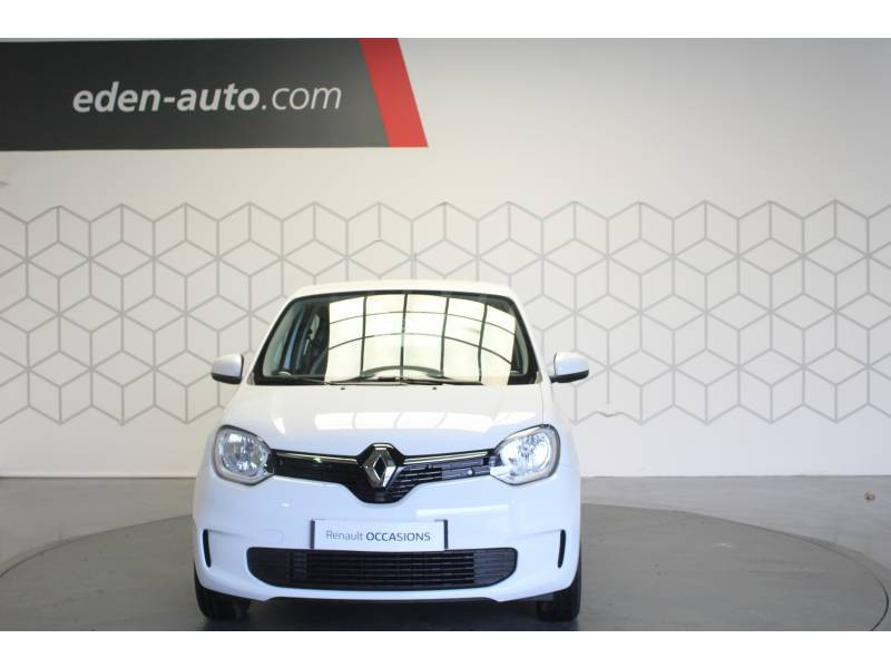 Photo 2 Renault Twingo III SCe 75 - 20 Zen essence blanc en vente chez Francepronet Car Center Photo 2 de l'offre de RENAULT Twingo III SCe 75 - 20 Zen à 9990€ chez Francepronet Car Center