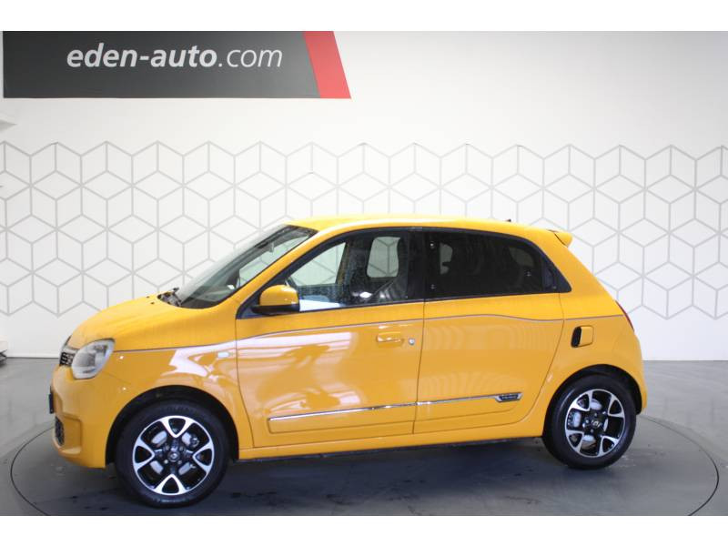 Photo 3 Renault Twingo III TCe 95 Intens essence jaune en vente chez Francepronet Car Center Photo 3 de l'offre de RENAULT Twingo III TCe 95 Intens à 11490€ chez Francepronet Car Center