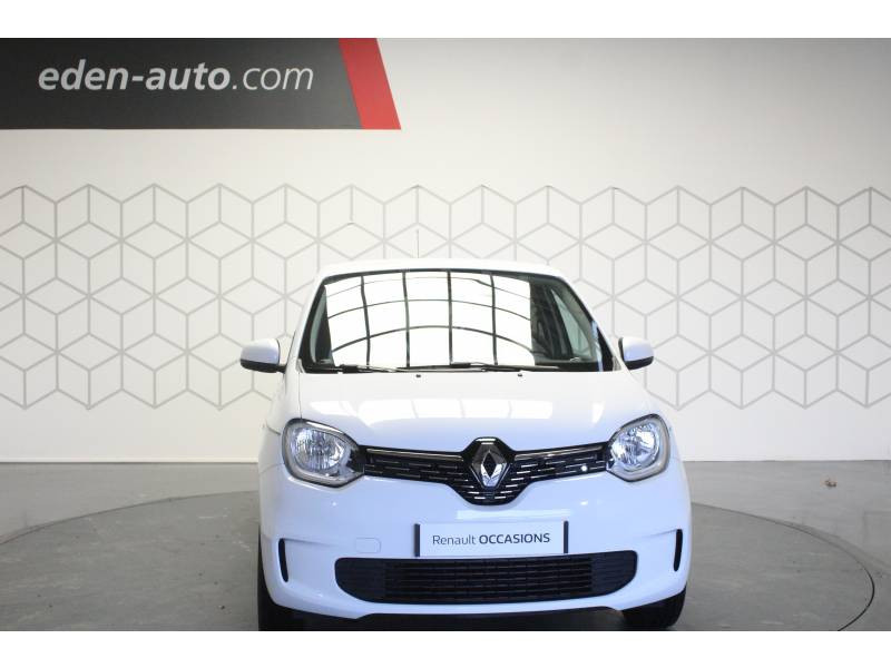 Photo 2 Renault Twingo III TCe 95 Intens essence blanc en vente chez Francepronet Car Center Photo 2 de l'offre de RENAULT Twingo III TCe 95 Intens à 10990€ chez Francepronet Car Center