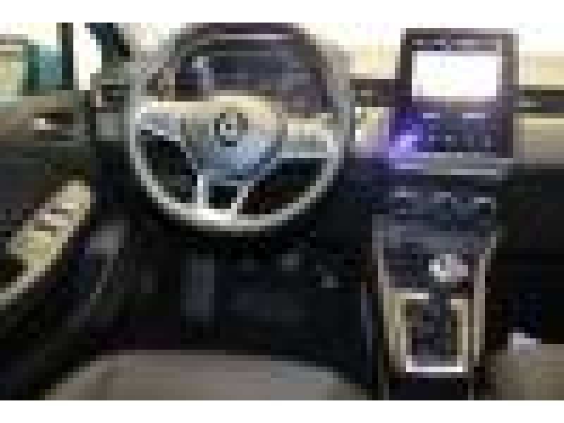 Photo 8 Renault Clio V TCe 100 Business essence bleu en vente chez Francepronet Car Center Photo 8 de l'offre de RENAULT Clio V TCe 100 Business à 13990€ chez Francepronet Car Center