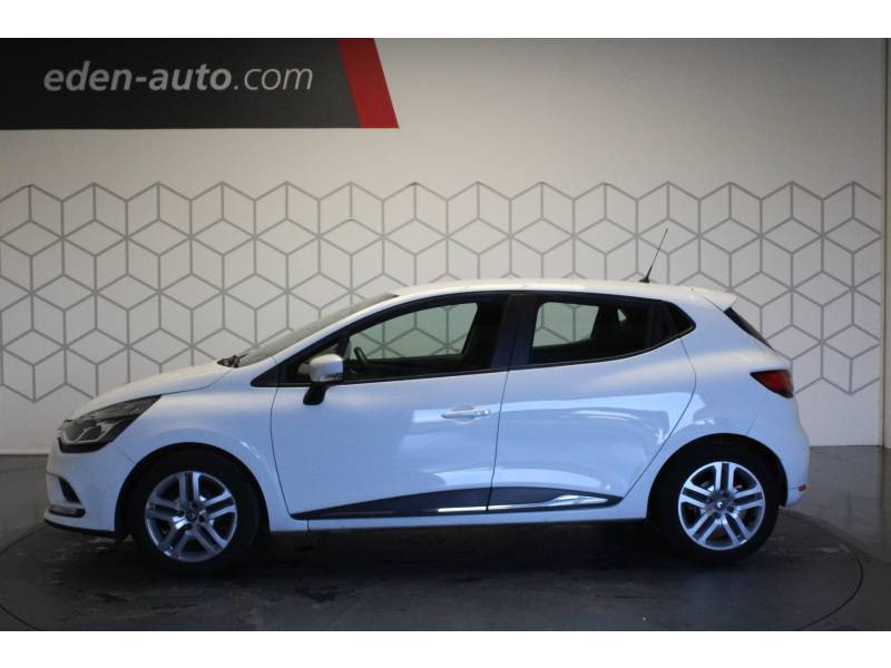 Photo 3 Renault Clio IV BUSINESS dCi 75 Energy diesel blanc en vente chez Francepronet Car Center Photo 3 de l'offre de RENAULT Clio IV BUSINESS dCi 75 Energy à 10490€ chez Francepronet Car Center