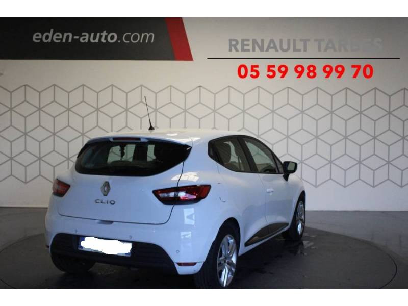 Photo 5 Renault Clio IV BUSINESS dCi 75 Energy diesel blanc en vente chez Francepronet Car Center Photo 5 de l'offre de RENAULT Clio IV BUSINESS dCi 75 Energy à 10490€ chez Francepronet Car Center