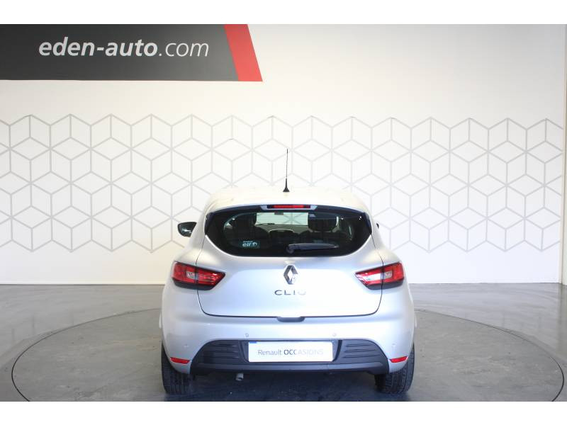 Photo 4 Renault Clio IV BUSINESS dCi 75 Energy diesel gris en vente chez Francepronet Car Center Photo 4 de l'offre de RENAULT Clio IV BUSINESS dCi 75 Energy à 10990€ chez Francepronet Car Center
