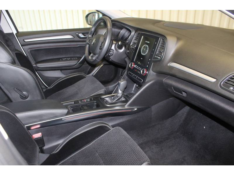 Photo 11 Renault Mégane IV BERLINE TCe 160 Energy EDC Intens essence blanc en vente chez Francepronet Car Center Photo 11 de l'offre de RENAULT Mégane IV BERLINE TCe 160 Energy EDC Intens à 19490€ chez Francepronet Car Center