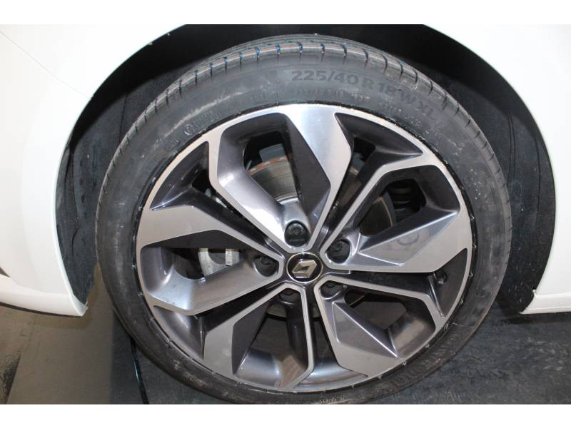 Photo 5 Renault Mégane IV BERLINE TCe 160 Energy EDC Intens essence blanc en vente chez Francepronet Car Center Photo 5 de l'offre de RENAULT Mégane IV BERLINE TCe 160 Energy EDC Intens à 19490€ chez Francepronet Car Center