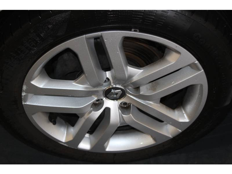 Photo 6 Renault Clio IV BUSINESS dCi 75 Energy diesel gris en vente chez Francepronet Car Center Photo 6 de l'offre de RENAULT Clio IV BUSINESS dCi 75 Energy à 10990€ chez Francepronet Car Center