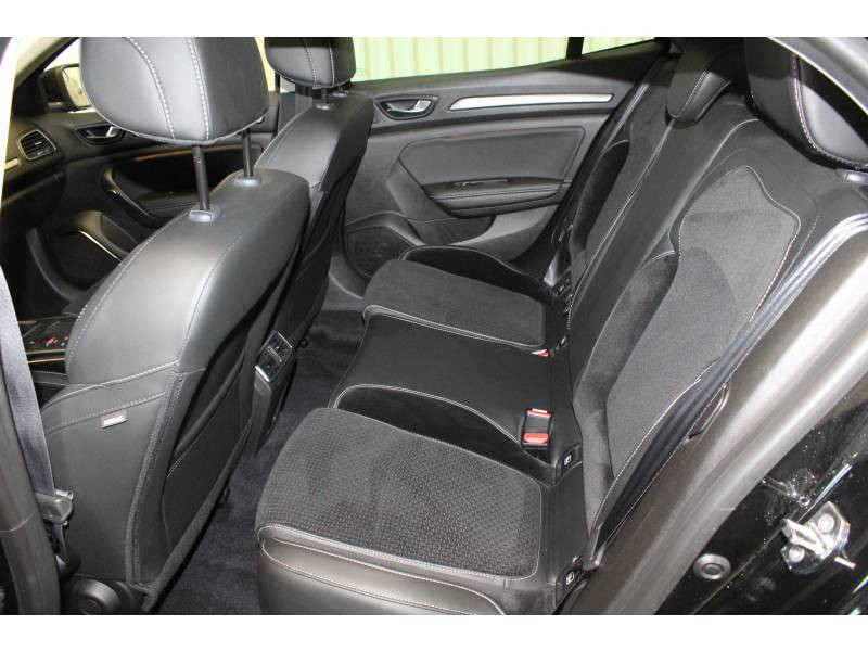 Photo 9 Renault Mégane IV BERLINE TCe 140 EDC FAP Intens essence noir en vente chez Francepronet Car Center Photo 9 de l'offre de RENAULT Mégane IV BERLINE TCe 140 EDC FAP Intens à 19990€ chez Francepronet Car Center