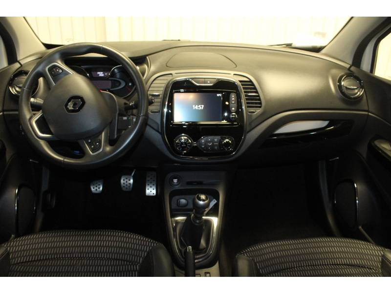 Photo 8 de l'offre de RENAULT Captur dCi 110 Energy Intens à 14990€ chez Francepronet Car Center