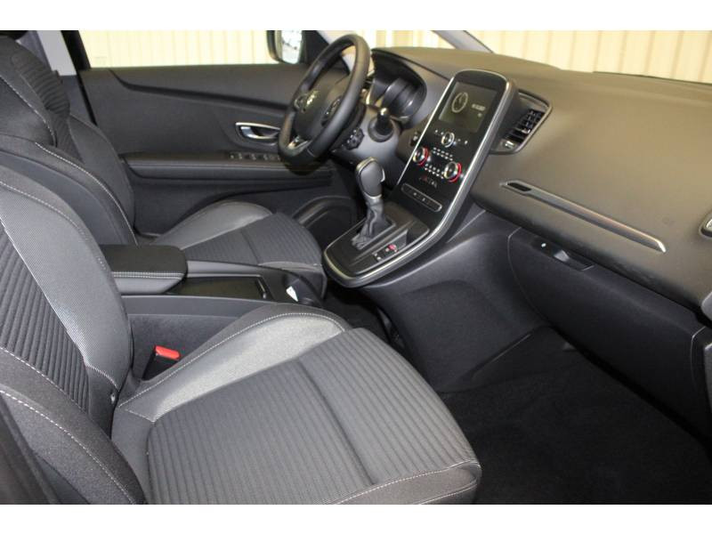 Photo 12 de l'offre de RENAULT Grand Scénic IV BUSINESS Blue dCi 120 EDC à 25490€ chez Francepronet Car Center