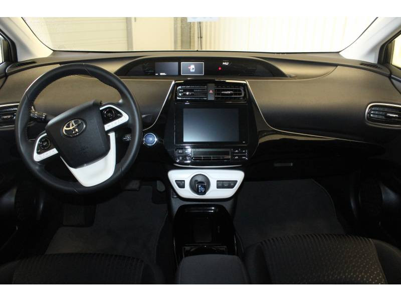 Photo 8 Toyota Prius HYBRIDE RECHARGEABLE Solar hybride essence électrique blanc en vente chez Francepronet Car Center Photo 8 de l'offre de TOYOTA Prius HYBRIDE RECHARGEABLE Solar à 26490€ chez Francepronet Car Center