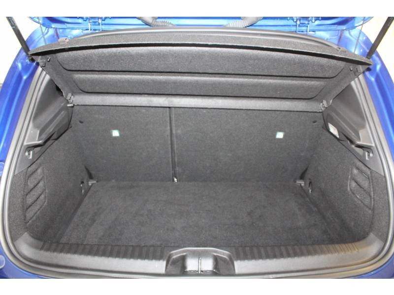 Photo 12 Renault Clio V Blue dCi 115 Intens diesel bleu en vente chez Francepronet Car Center Photo 12 de l'offre de RENAULT Clio V Blue dCi 115 Intens à 18990€ chez Francepronet Car Center