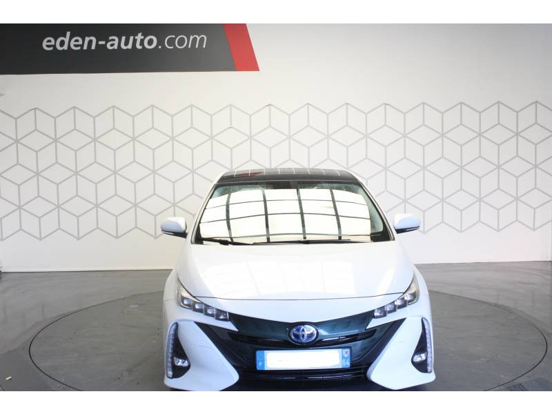 Photo 2 Toyota Prius HYBRIDE RECHARGEABLE Solar hybride essence électrique blanc en vente chez Francepronet Car Center Photo 2 de l'offre de TOYOTA Prius HYBRIDE RECHARGEABLE Solar à 26490€ chez Francepronet Car Center