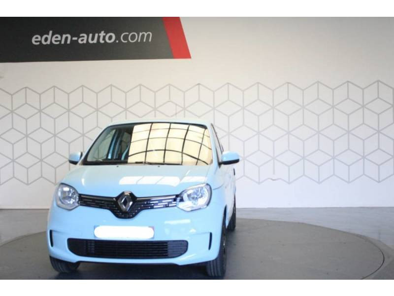 Photo 2 Renault Twingo III TCe 95 Intens essence bleu en vente chez Francepronet Car Center Photo 2 de l'offre de RENAULT Twingo III TCe 95 Intens à 12490€ chez Francepronet Car Center