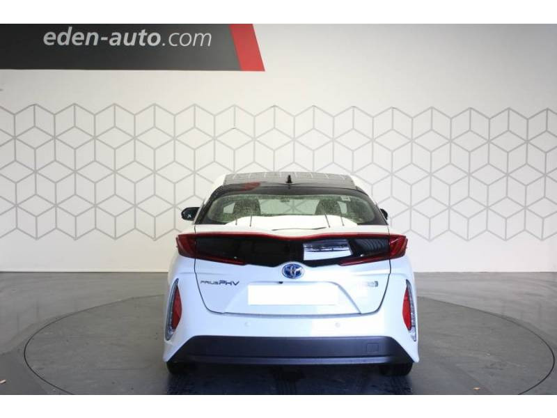 Photo 4 Toyota Prius HYBRIDE RECHARGEABLE Solar hybride essence électrique blanc en vente chez Francepronet Car Center Photo 4 de l'offre de TOYOTA Prius HYBRIDE RECHARGEABLE Solar à 26490€ chez Francepronet Car Center