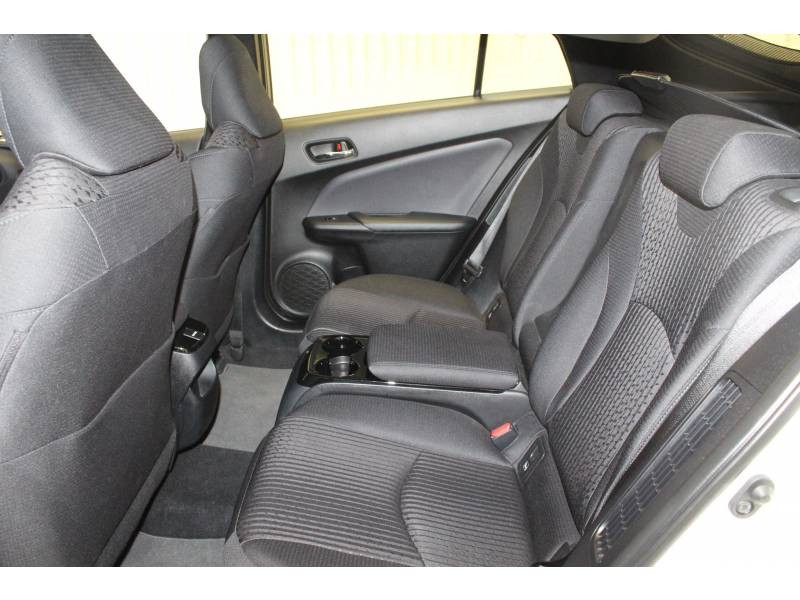 Photo 9 Toyota Prius HYBRIDE RECHARGEABLE Solar hybride essence électrique blanc en vente chez Francepronet Car Center Photo 9 de l'offre de TOYOTA Prius HYBRIDE RECHARGEABLE Solar à 26490€ chez Francepronet Car Center