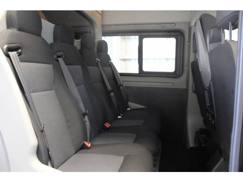 Photo 9 de l'offre de RENAULT Master CABINE APPROFONDIE CA TRAC F3500 L2H2 ENERGY DCI 180 GRAND CONFORT à 27990€ chez Francepronet Car Center