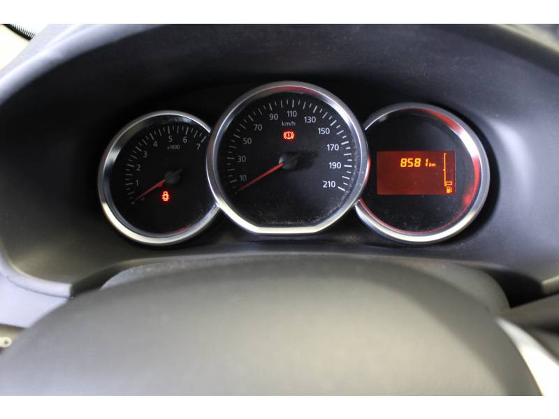 Photo 11 Dacia Sandero TCe 90 Essentiel essence bleu en vente chez Francepronet Car Center Photo 11 de l'offre de DACIA Sandero TCe 90 Essentiel à 11490€ chez Francepronet Car Center