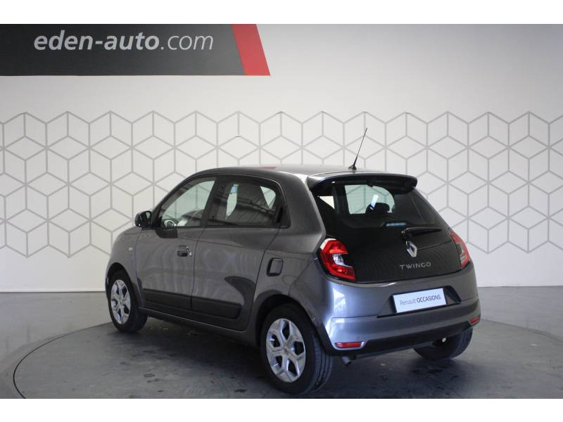 Photo 10 Renault Twingo III SCe 75 - 20 Zen essence gris en vente chez Francepronet Car Center Photo 10 de l'offre de RENAULT Twingo III SCe 75 - 20 Zen à 9990€ chez Francepronet Car Center