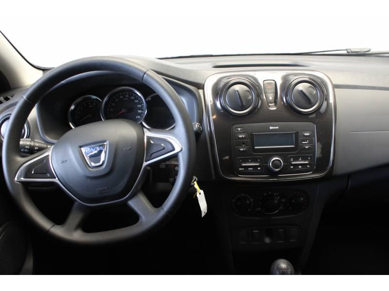 Photo 8 Dacia Sandero TCe 90 Essentiel essence bleu en vente chez Francepronet Car Center Photo 8 de l'offre de DACIA Sandero TCe 90 Essentiel à 11490€ chez Francepronet Car Center