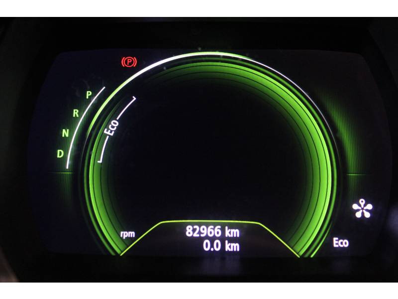 Photo 13 Renault Mégane IV BERLINE dCi 110 Energy EDC Intens diesel noir en vente chez Francepronet Car Center Photo 13 de l'offre de RENAULT Mégane IV BERLINE dCi 110 Energy EDC Intens à 15490€ chez Francepronet Car Center