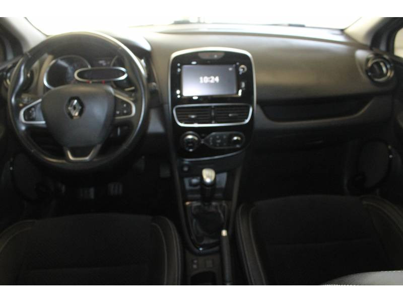 Photo 8 Renault Clio IV TCe 90 E6C Intens essence gris en vente chez Francepronet Car Center Photo 8 de l'offre de RENAULT Clio IV TCe 90 E6C Intens à 11990€ chez Francepronet Car Center