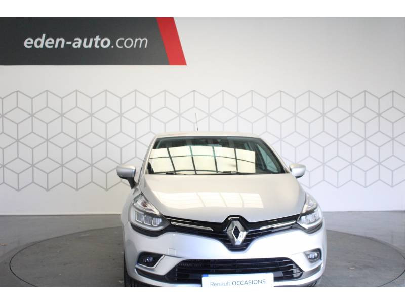 Photo 2 Renault Clio IV TCe 90 E6C Intens essence gris en vente chez Francepronet Car Center Photo 2 de l'offre de RENAULT Clio IV TCe 90 E6C Intens à 11990€ chez Francepronet Car Center