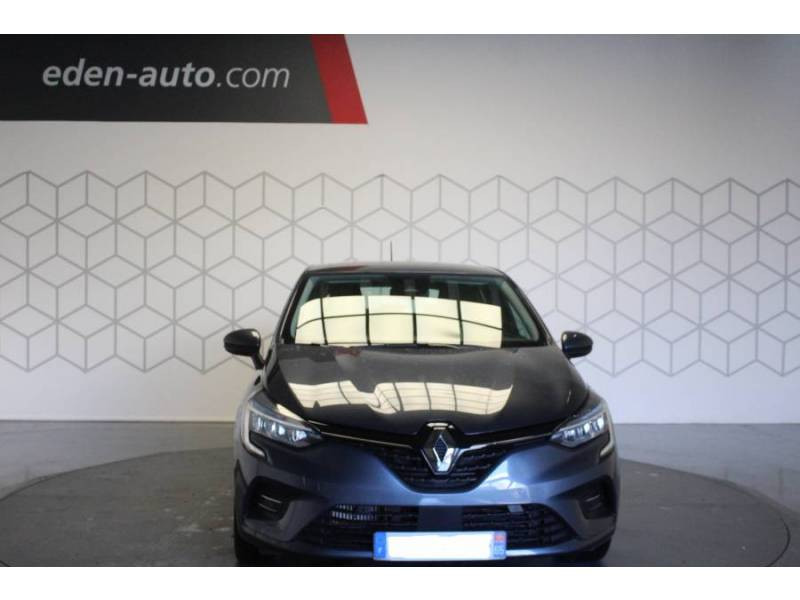 Photo 2 Renault Clio V TCe 100 Business essence gris en vente chez Francepronet Car Center Photo 2 de l'offre de RENAULT Clio V TCe 100 Business à 14990€ chez Francepronet Car Center