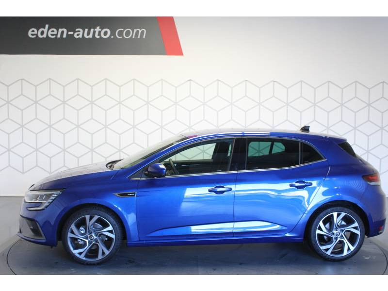 Photo 3 Renault Mégane IV BERLINE TCe 140 EDC FAP - 20 R.S. Line essence bleu en vente chez Francepronet Car Center Photo 3 de l'offre de RENAULT Mégane IV BERLINE TCe 140 EDC FAP - 20 R.S. Line à 25990€ chez Francepronet Car Center