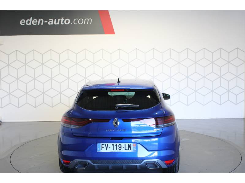 Photo 4 Renault Mégane IV BERLINE TCe 140 EDC FAP - 20 R.S. Line essence bleu en vente chez Francepronet Car Center Photo 4 de l'offre de RENAULT Mégane IV BERLINE TCe 140 EDC FAP - 20 R.S. Line à 25990€ chez Francepronet Car Center