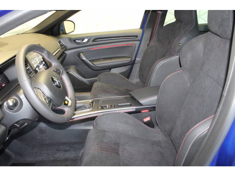 Photo 7 Renault Mégane IV BERLINE TCe 140 EDC FAP - 20 R.S. Line essence bleu en vente chez Francepronet Car Center Photo 7 de l'offre de RENAULT Mégane IV BERLINE TCe 140 EDC FAP - 20 R.S. Line à 25990€ chez Francepronet Car Center