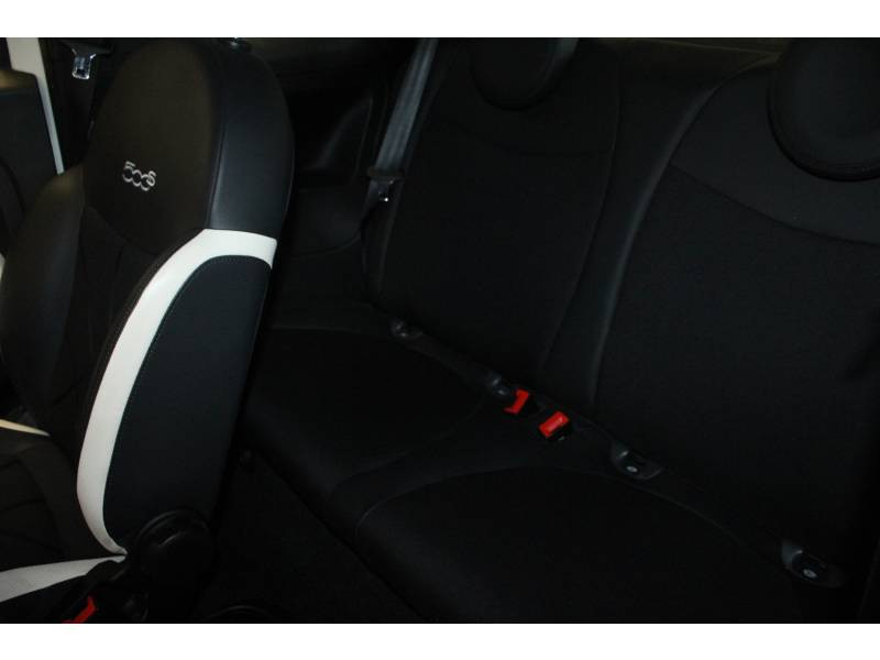 Photo 9 Fiat 500 1.2 69 ch S Plus essence blanc en vente chez Francepronet Car Center Photo 9 de l'offre de FIAT 500 1.2 69 ch S Plus à 9990€ chez Francepronet Car Center