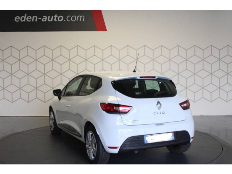 Photo 3 Renault Clio IV dCi 75 Energy E6C Zen diesel blanc en vente chez Francepronet Car Center Photo 3 de l'offre de RENAULT Clio IV dCi 75 Energy E6C Zen à 9790€ chez Francepronet Car Center