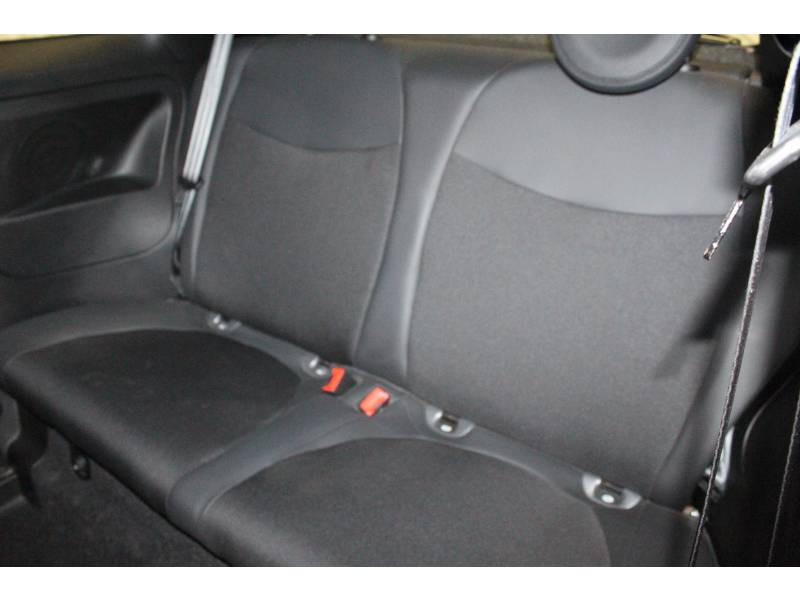 Photo 12 Fiat 500 1.2 69 ch S Plus essence noir en vente chez Francepronet Car Center Photo 12 de l'offre de FIAT 500 1.2 69 ch S Plus à 9990€ chez Francepronet Car Center