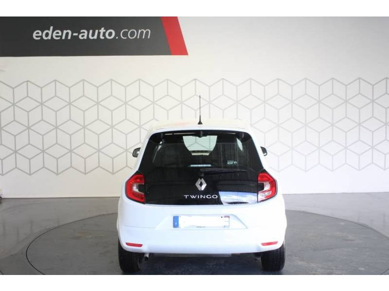 Photo 4 Renault Twingo III SCe 75 Zen essence blanc en vente chez Francepronet Car Center Photo 4 de l'offre de RENAULT Twingo III SCe 75 Zen à 9990€ chez Francepronet Car Center