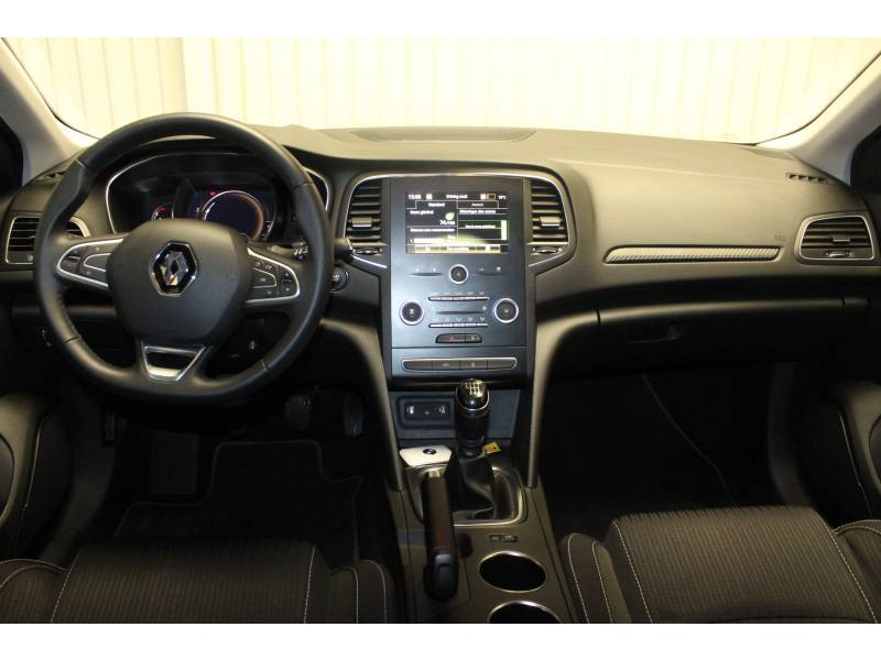 Photo 8 Renault Mégane IV BERLINE BUSINESS Blue dCi 115 diesel gris en vente chez Francepronet Car Center Photo 8 de l'offre de RENAULT Mégane IV BERLINE BUSINESS Blue dCi 115 à 15490€ chez Francepronet Car Center