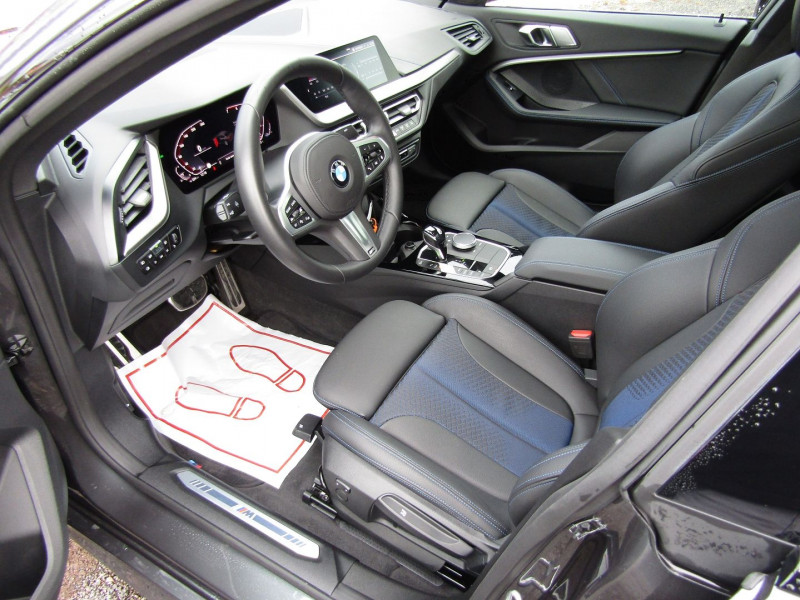 Photo 8 de l'offre de BMW SERIE 2 GRAN COUPE (F44)  PACK M SPORT  218 I GPS 3D I-COKPIT USB JA 18 FULL LED TOIT PANO BOITE AUT à 37990€ chez Bougel transactions