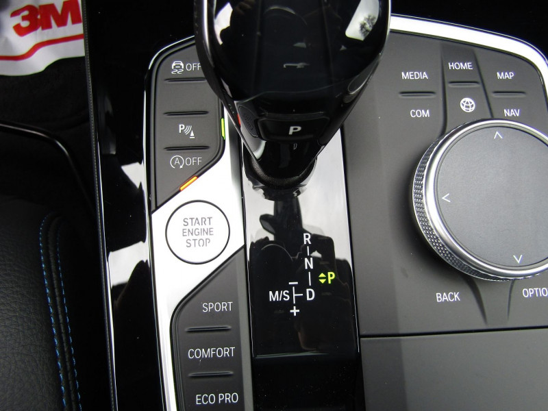 Photo 14 de l'offre de BMW SERIE 2 GRAN COUPE (F44)  PACK M SPORT  218 I GPS 3D I-COKPIT USB JA 18 FULL LED TOIT PANO BOITE AUT à 37990€ chez Bougel transactions