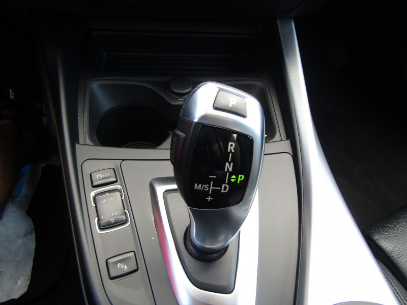 Photo 16 de l'offre de BMW SERIE 2 COUPE (F22)  PACK M  150 CV DIESEL GPS 3D CAMÉRA USB JA 18 FULL LED PACK HIVER BOITE AUTO 8 à 23500€ chez Bougel transactions