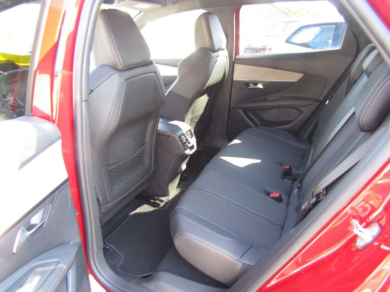 Photo 10 de l'offre de PEUGEOT 3008 PHASE 4 GT SPORT EAT8 BOITE AUTO BLUEHDI 130 CAMÉRA 360 GPS CUIR JA 19 FULL LEDS BICOLOR à 38900€ chez Bougel transactions