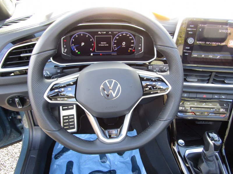 Photo 11 de l'offre de VOLKSWAGEN T-ROC II CABRIOLET R-LINE TSI 150 CV GPS CARPLAY USB CAMÉRA FULL LED I-COKPIT PK ASSIST BOITE DSG-7 à 37500€ chez Bougel transactions