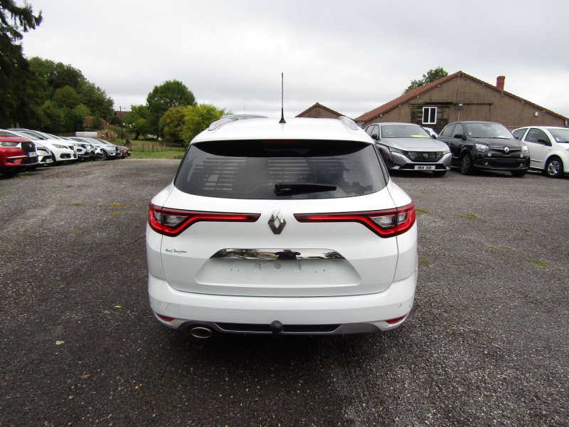 Photo 5 de l'offre de RENAULT MEGANE 4 GRANDTOUR TCE 160 CV GT LINE BOITE AUTO EDC BOITE 7 CAMÉRA GRAND GPS FULL LEDS à 21800€ chez Bougel transactions