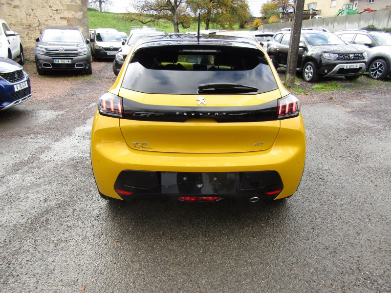 Photo 5 de l'offre de PEUGEOT 208 III 1L5 BLUEHDI 100 CV GT SPORT LUXE BICOLOR GPS CAMÉRA FULL LEDS CUIR JANTES 17 BV6 à 26500€ chez Bougel transactions