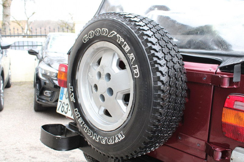 Photo 8 de l'offre de JEEP WRANGLER 4X4 OUTPASS RARISSIME 4L ESSENCE à 16900€ chez Bougel transactions