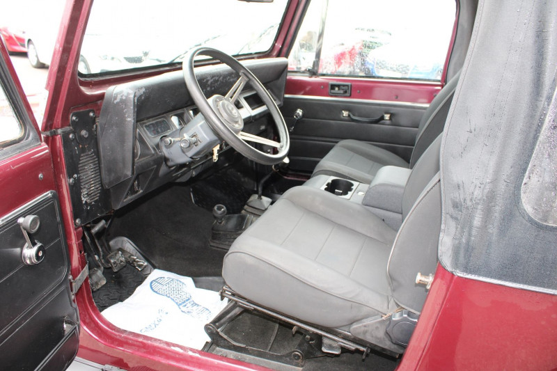 Photo 10 de l'offre de JEEP WRANGLER 4X4 OUTPASS RARISSIME 4L ESSENCE à 16900€ chez Bougel transactions