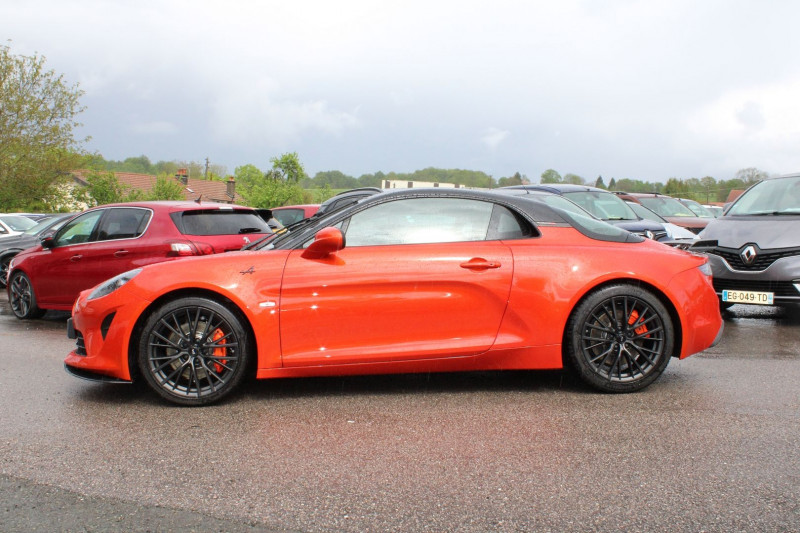 Photo 21 de l'offre de ALPINE A110 S  KIT AERO  300 CV GPS CAMÉRA FOCAL CARBONE MICROFIBRE JA 18 BOITE EDC + PALETTES à 95000€ chez Bougel transactions