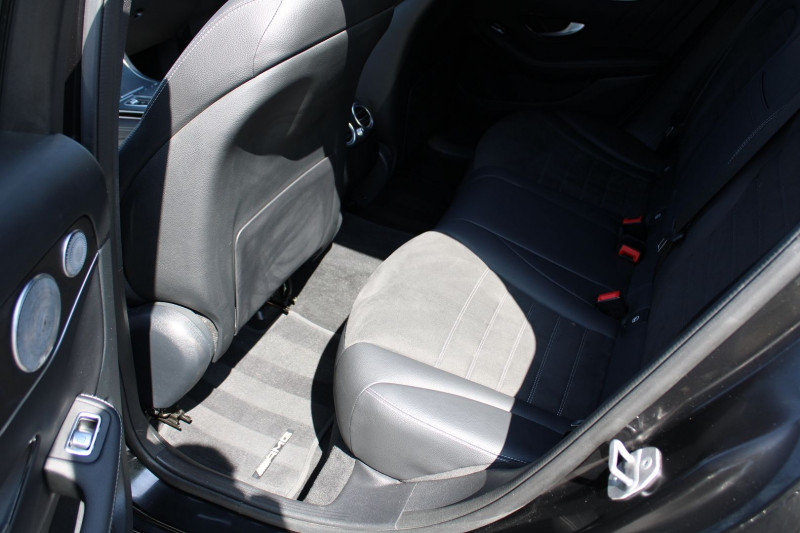 Photo 10 de l'offre de MERCEDES-BENZ GLC COUPE 300 E 211+122CH HYBRIDE AMG LINE 4MATIC GPS CAMÉRA TOE FULL LED BOITE 9G-TRONIC à 56500€ chez Bougel transactions