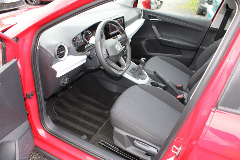 Photo 8 Seat ARONA II TSI 90 CV STYLE ESSENCE+GNV GAZ GPS 3D FULL LED JA 16 RADAR BLUETOOTH RÃGULATEUR GAZ GNV ROUGE EMOTION en vente chez Bougel transactions Photo 8 de l'offre de SEAT ARONA II TSI 90 CV STYLE ESSENCE+GNV GAZ GPS 3D FULL LED JA 16 RADAR BLUETOOTH RÃGULATEUR à 16900€ chez Bougel transactions